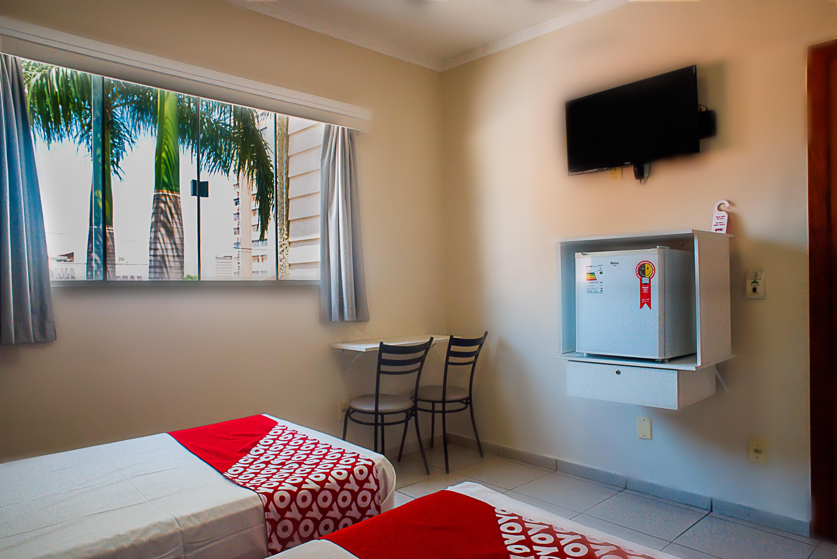 Oyo Cerrado Hotel, Campo Grande Campo Grande  Exterior photo A room at the hotel